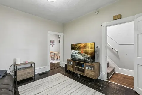 663 Van Buren Avenue Saint Paul MN 55104
