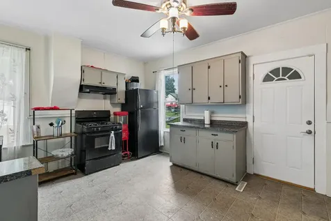 663 Van Buren Avenue Saint Paul MN 55104