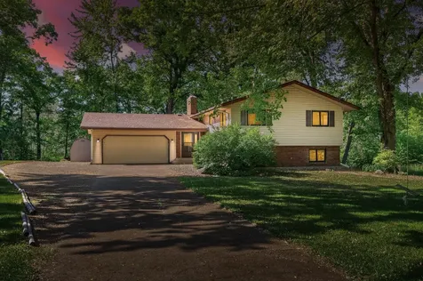 26583 Everton Circle Wyoming MN 55092