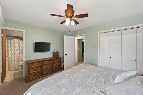 26583 Everton Circle Wyoming MN 55092