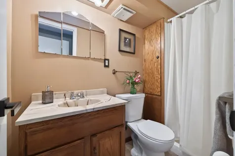26583 Everton Circle Wyoming MN 55092