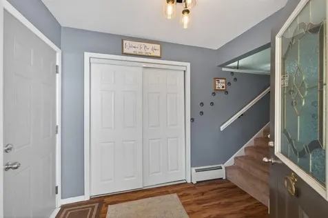 26583 Everton Circle Wyoming MN 55092