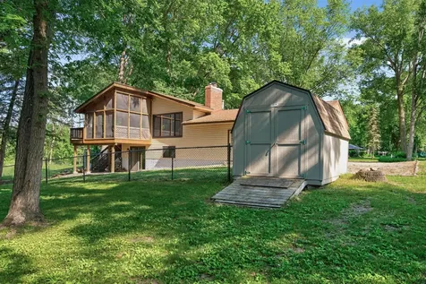 26583 Everton Circle Wyoming MN 55092