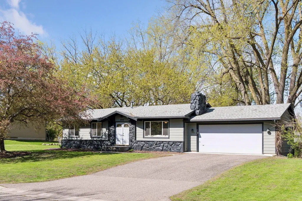 2635 Norwood Lane N Plymouth MN 55441