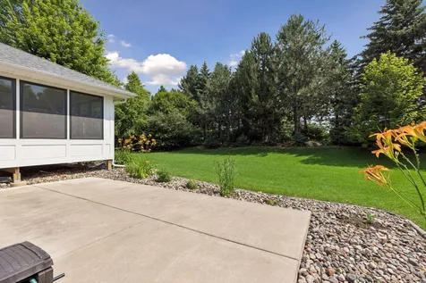 10964 Bentwater Lane Woodbury MN 55129