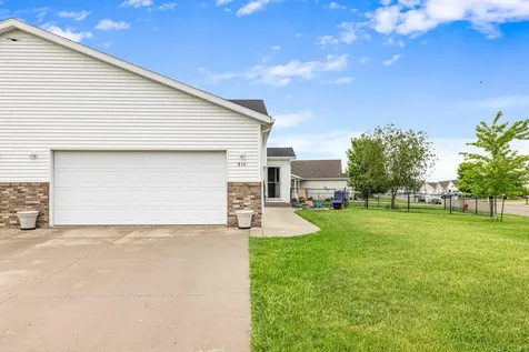 816 Woodbridge Circle Dilworth MN 56529