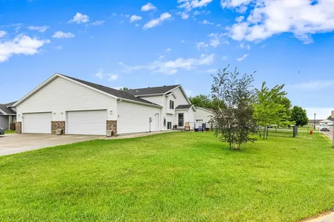 816 Woodbridge Circle Dilworth MN 56529