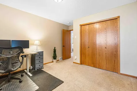 816 Woodbridge Circle Dilworth MN 56529
