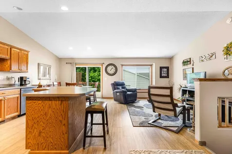 816 Woodbridge Circle Dilworth MN 56529