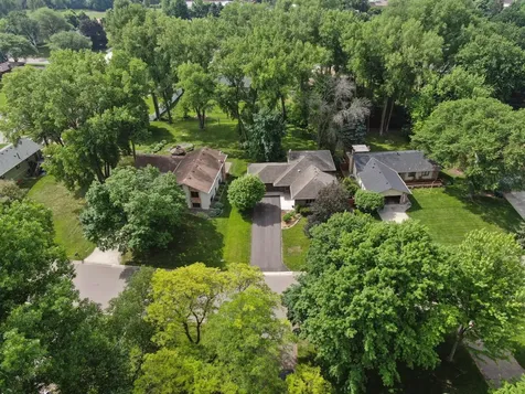 10505 33rd Avenue N Plymouth MN 55441