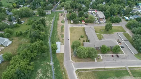 Tbd Elmhurst Avenue Braham MN 55006