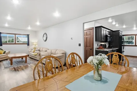 525 W Lincoln Street Augusta WI 54722