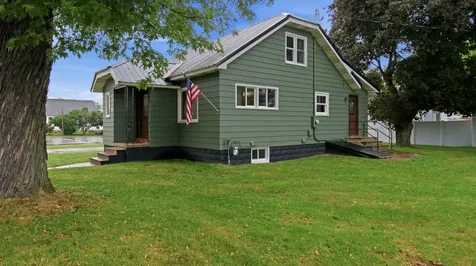 525 W Lincoln Street Augusta WI 54722