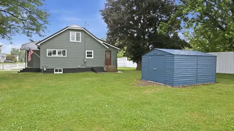 525 W Lincoln Street Augusta WI 54722