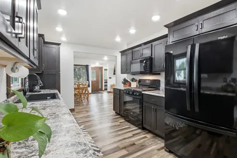 525 W Lincoln Street Augusta WI 54722