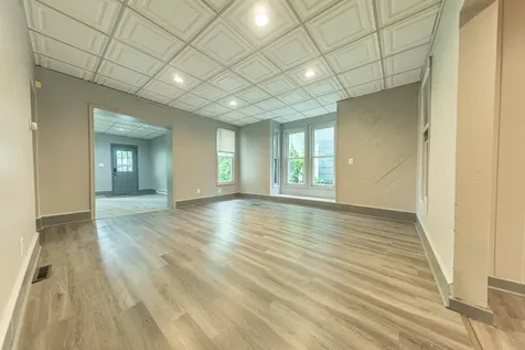 1855 Maryland Avenue E Saint Paul MN 55119