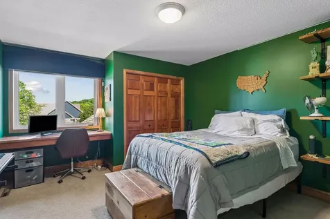 8595 Moraine Drive Shakopee MN 55379