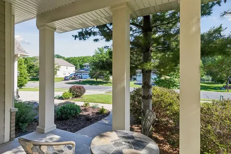 8595 Moraine Drive Shakopee MN 55379