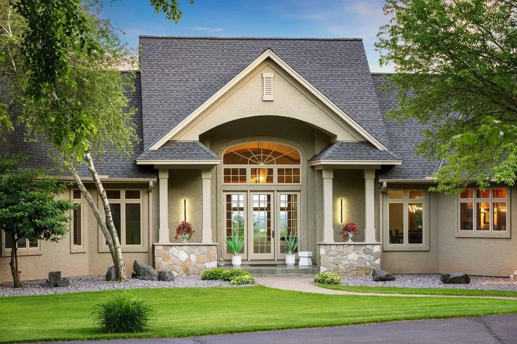 15270 Painters Lane Circle N Stillwater MN 55082