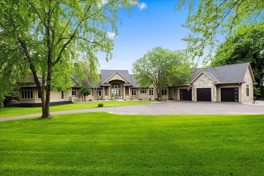 15270 Painters Lane Circle N Stillwater MN 55082