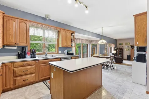 1266 Deerwood Drive Eagan MN 55123