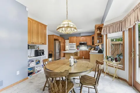 1266 Deerwood Drive Eagan MN 55123