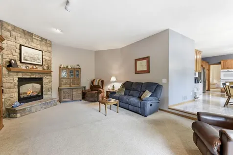 1266 Deerwood Drive Eagan MN 55123