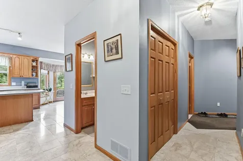 1266 Deerwood Drive Eagan MN 55123