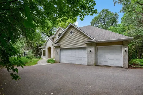 1266 Deerwood Drive Eagan MN 55123