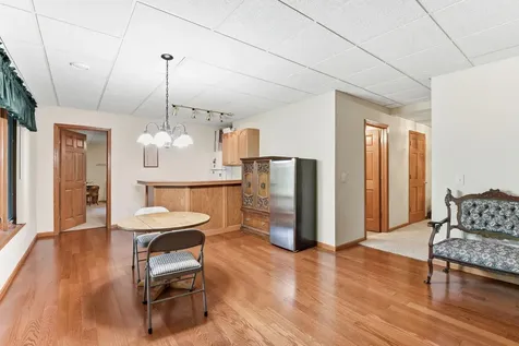 1266 Deerwood Drive Eagan MN 55123