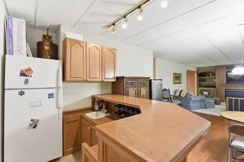1266 Deerwood Drive Eagan MN 55123