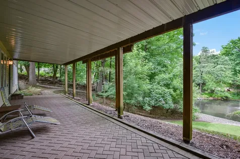 1266 Deerwood Drive Eagan MN 55123