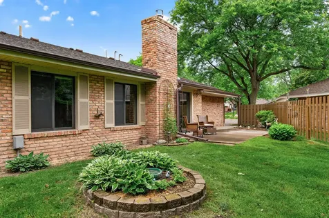 9609 Lonsdale Circle Minnetonka MN 55305