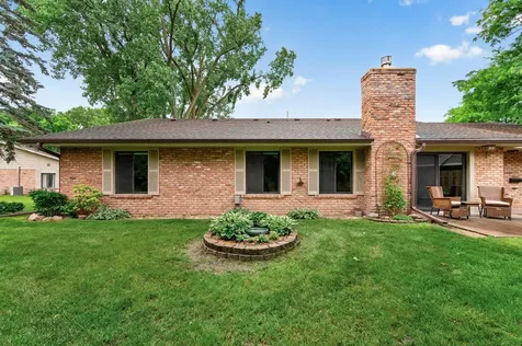 9609 Lonsdale Circle Minnetonka MN 55305