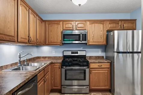 9609 Lonsdale Circle Minnetonka MN 55305