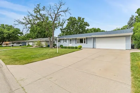 7360 Tempo Terrace NE Fridley MN 55432
