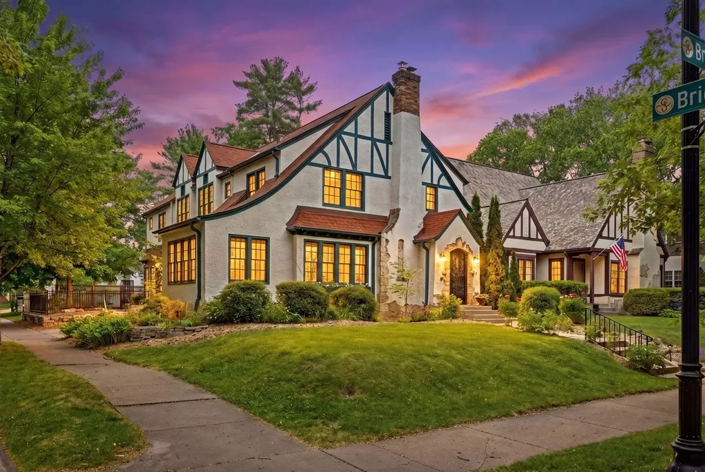 4530 Bruce Avenue Edina MN 55424