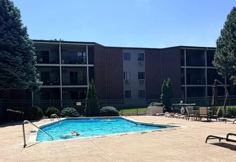 3155 Coachman Road Eagan MN 55121