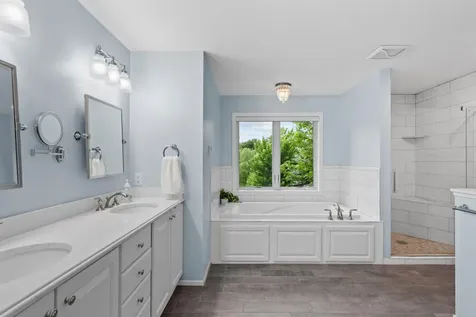 13090 Crolly Path Rosemount MN 55068