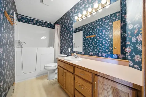 1818 34th Street S Fargo ND 58103