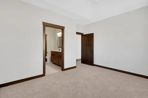 13842 Arrowhead Way Rosemount MN 55068