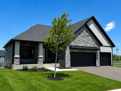 13842 Arrowhead Way Rosemount MN 55068