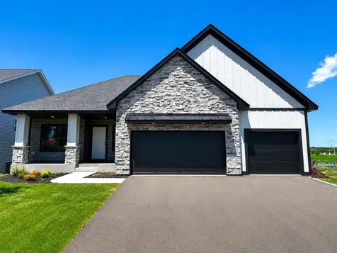 13842 Arrowhead Way Rosemount MN 55068