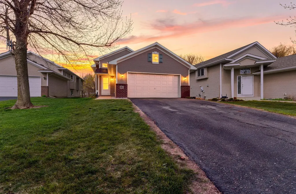 141 Garner Circle Montrose MN 55363