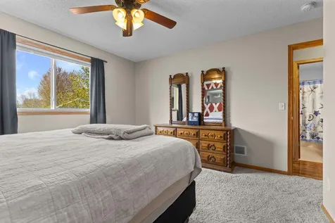 141 Garner Circle Montrose MN 55363