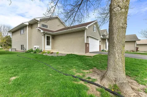 141 Garner Circle Montrose MN 55363