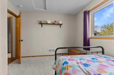 141 Garner Circle Montrose MN 55363
