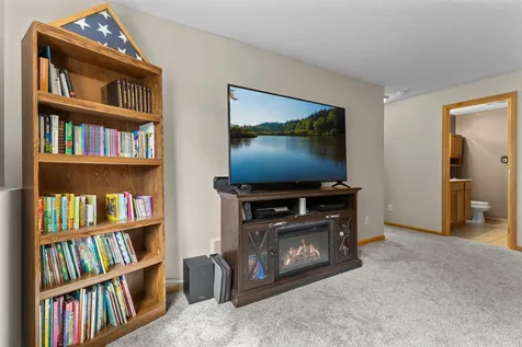 141 Garner Circle Montrose MN 55363