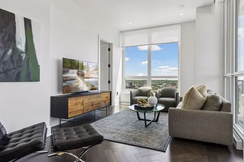 1111 W River Parkway Minneapolis MN 55415