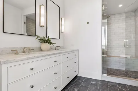 1111 W River Parkway Minneapolis MN 55415